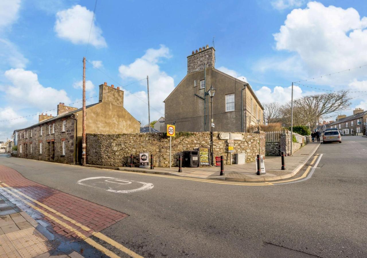 Bwthyn Clyd - St Davids Villa Bagian luar foto